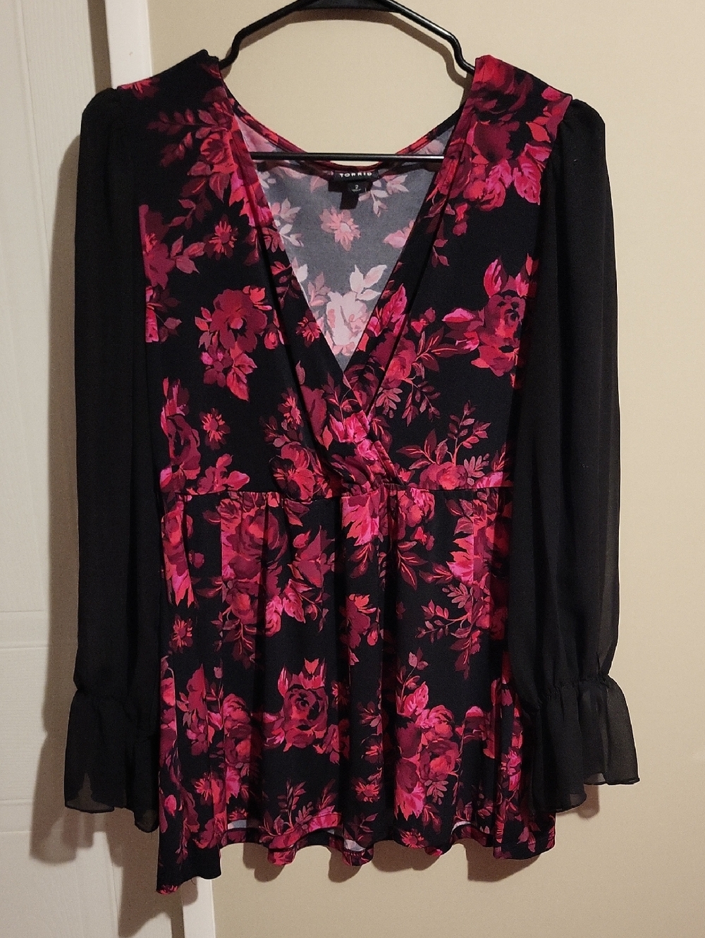 Torrid Black Blouse with Fuchsia Floral Print